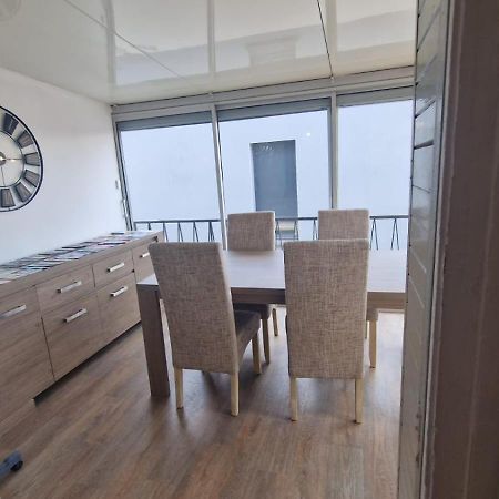 Appartement En Bord De Plage - A 50 M De La Mer Canet-en-Roussillon Exteriör bild