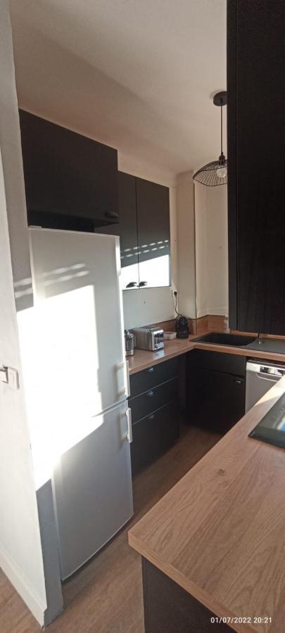 Appartement En Bord De Plage - A 50 M De La Mer Canet-en-Roussillon Exteriör bild