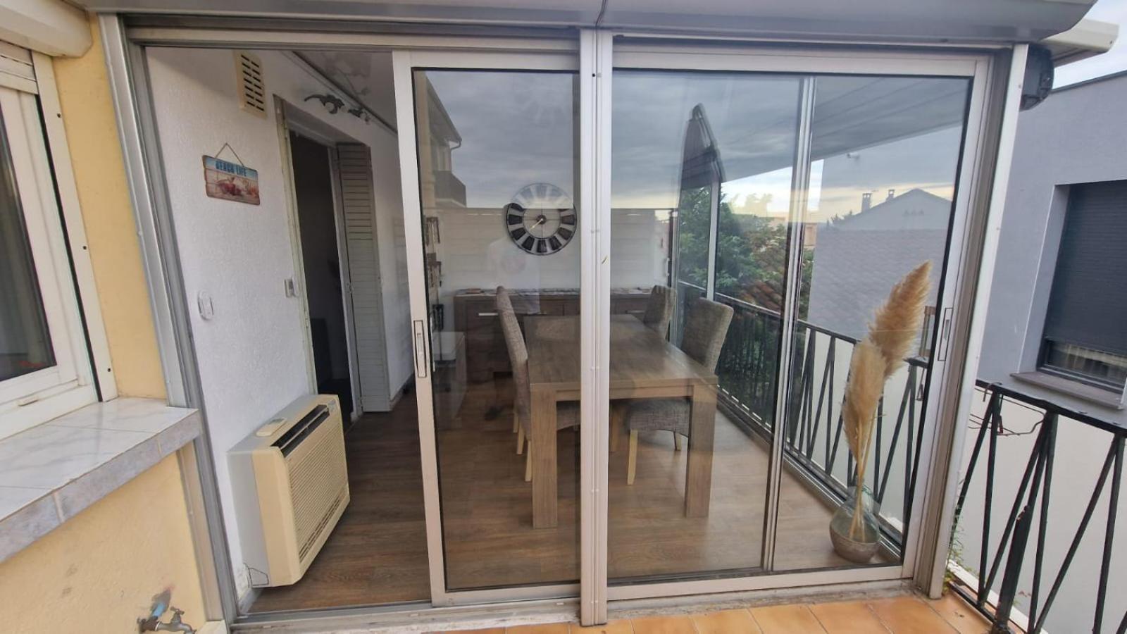 Appartement En Bord De Plage - A 50 M De La Mer Canet-en-Roussillon Exteriör bild