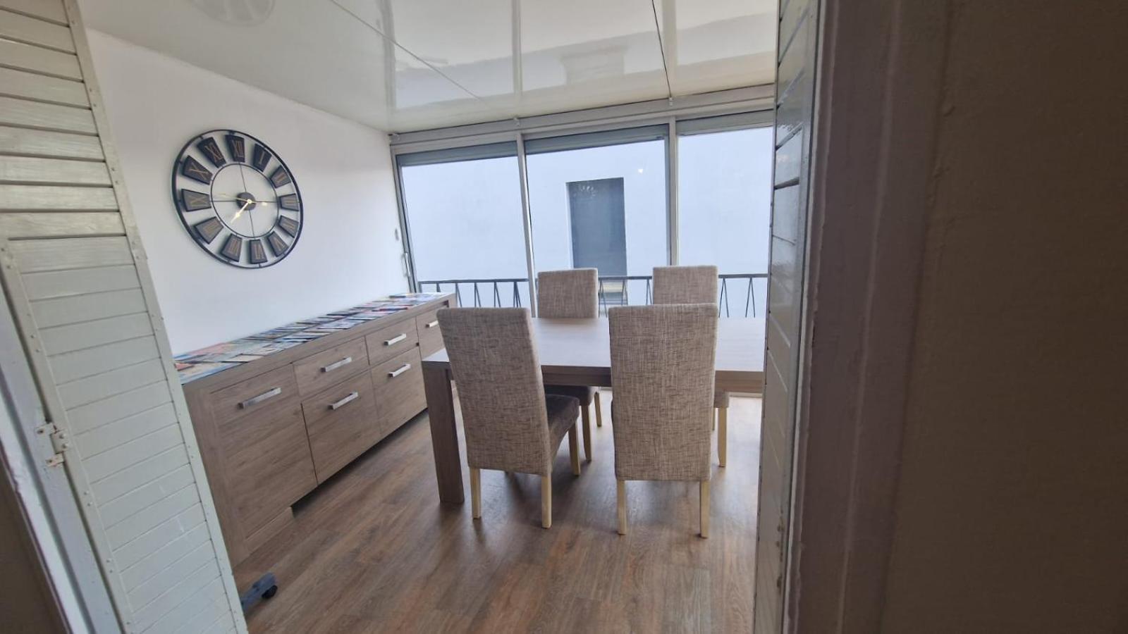 Appartement En Bord De Plage - A 50 M De La Mer Canet-en-Roussillon Exteriör bild